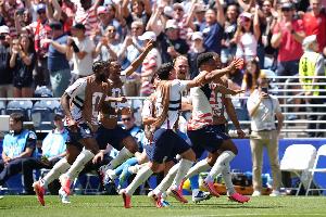 特拉斯蒂開場(chǎng)3分鐘破門，為美國(guó)在世界杯第二快進(jìn)球紀(jì)錄配圖