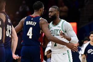 Windhorst：勇士有吸引力 但騎士可去換杰倫·布朗來(lái)招募詹姆斯配圖